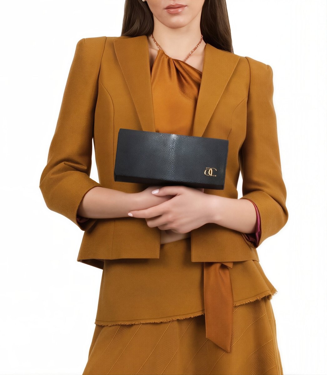 Clutch Sophie Rojo Salmón - Adriana Cobo