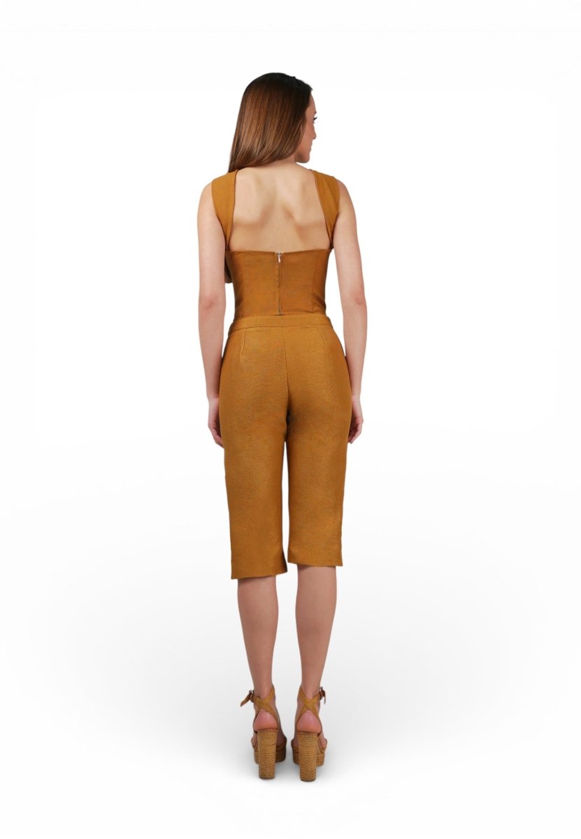 Pantalon Capri Pasadores Beige - Adriana Cobo