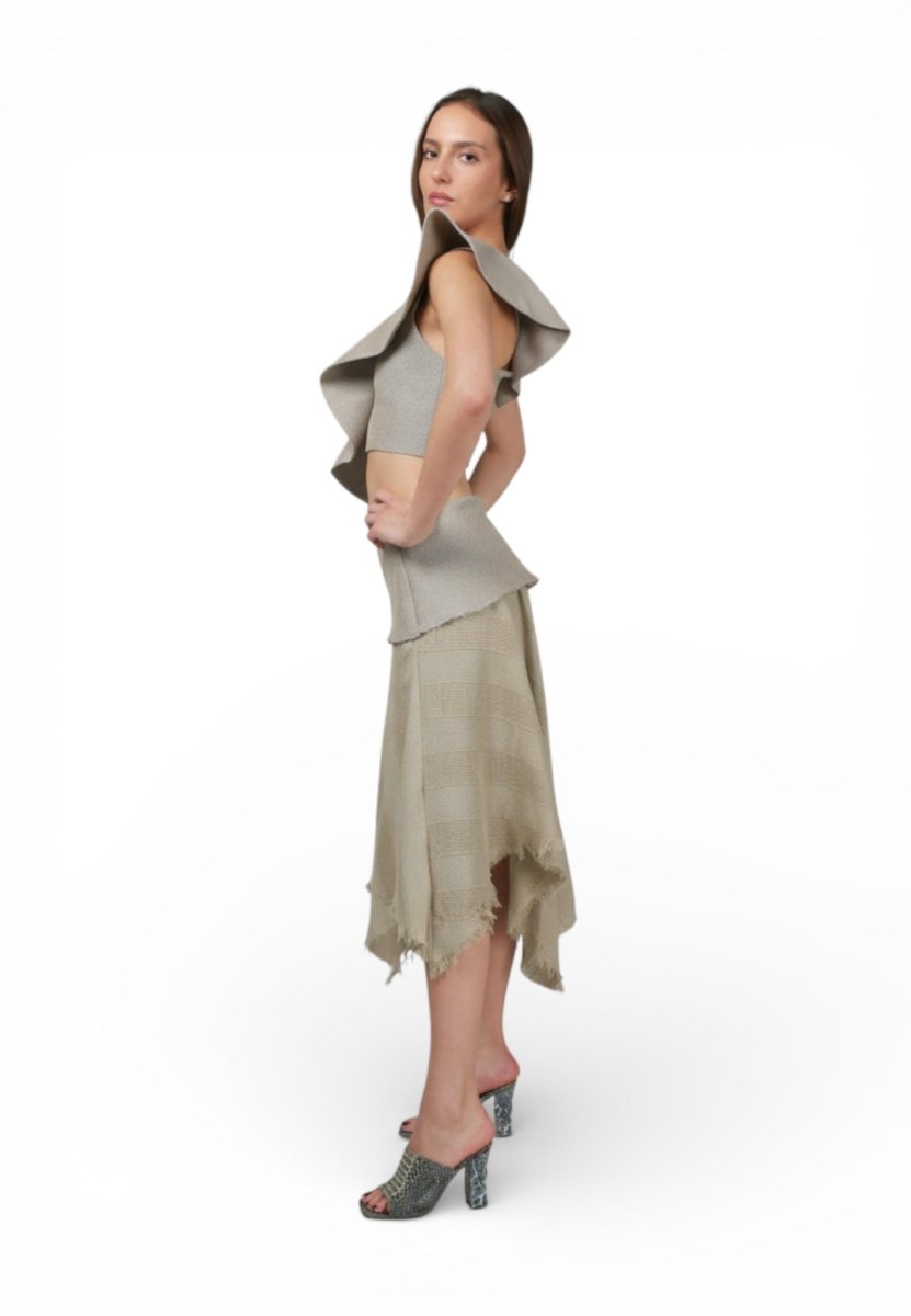 Top Volante Un Hombro Gris/Beige - Adriana Cobo