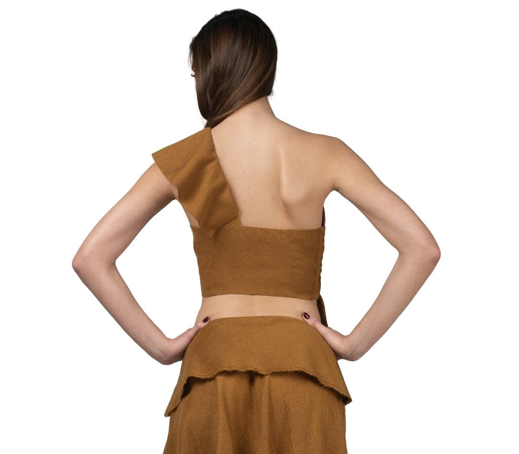 Top Volante Un Hombro Gris/Beige - Adriana Cobo