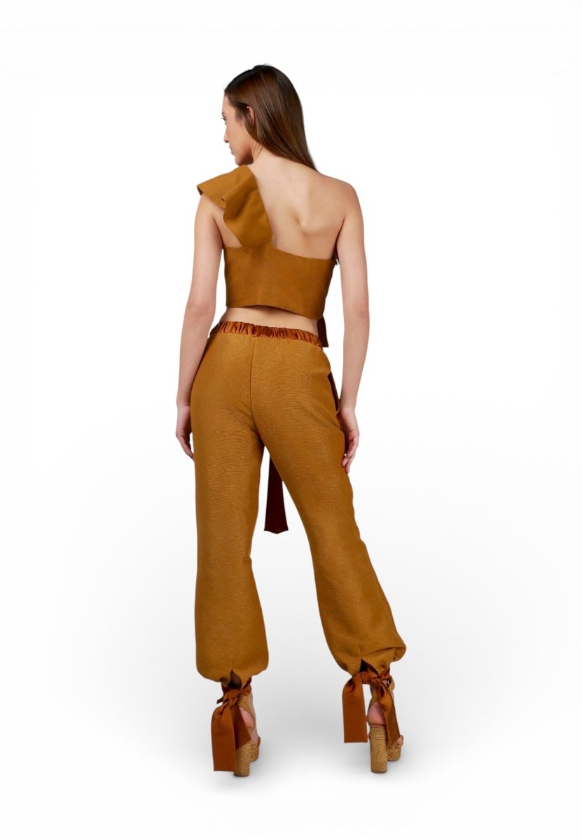Top Volante Un Hombro Gris/Beige - Adriana Cobo